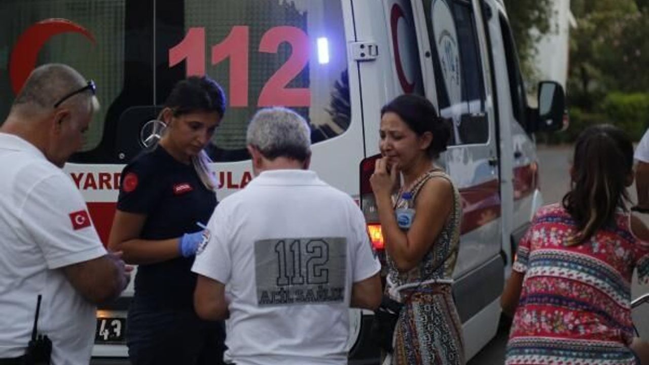 Babasını öldürdüğü iddiasıyla aranırken, çay bahçesinde yakalandı