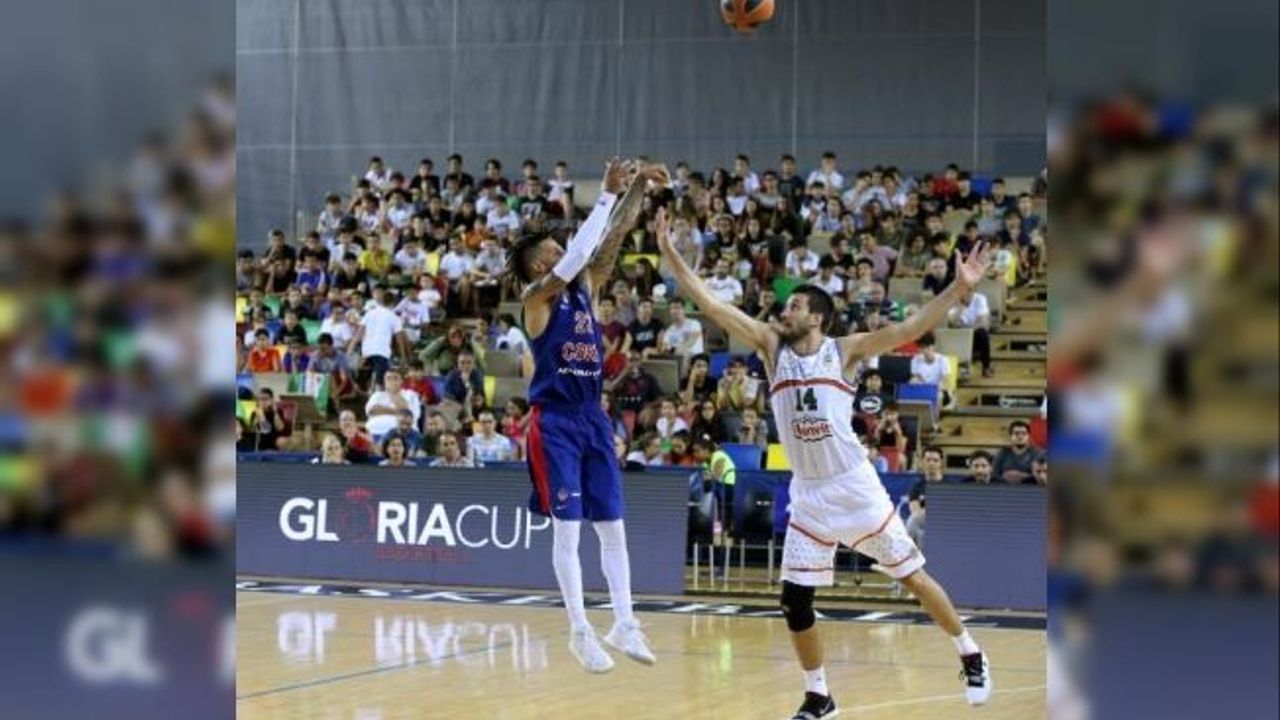 Gloria Cup'ta finalin adı belli oldu