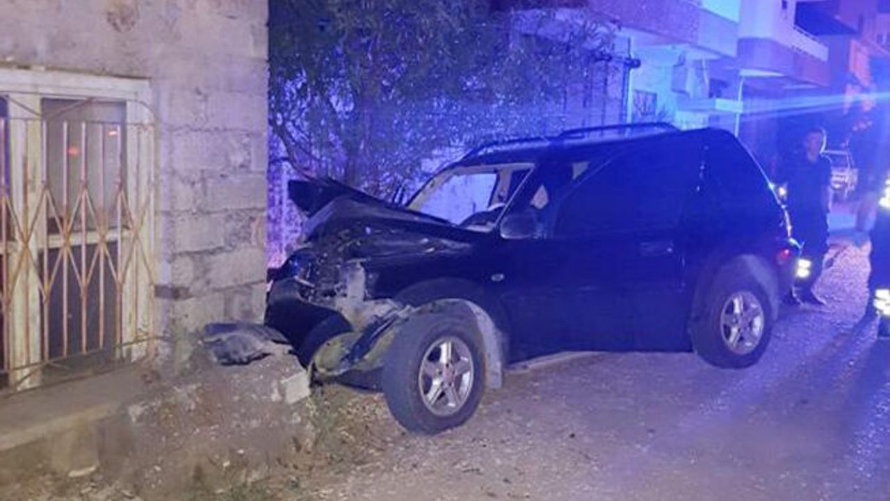 Cip, evin duvarına çarptı: 1 ölü, 1 yaralı