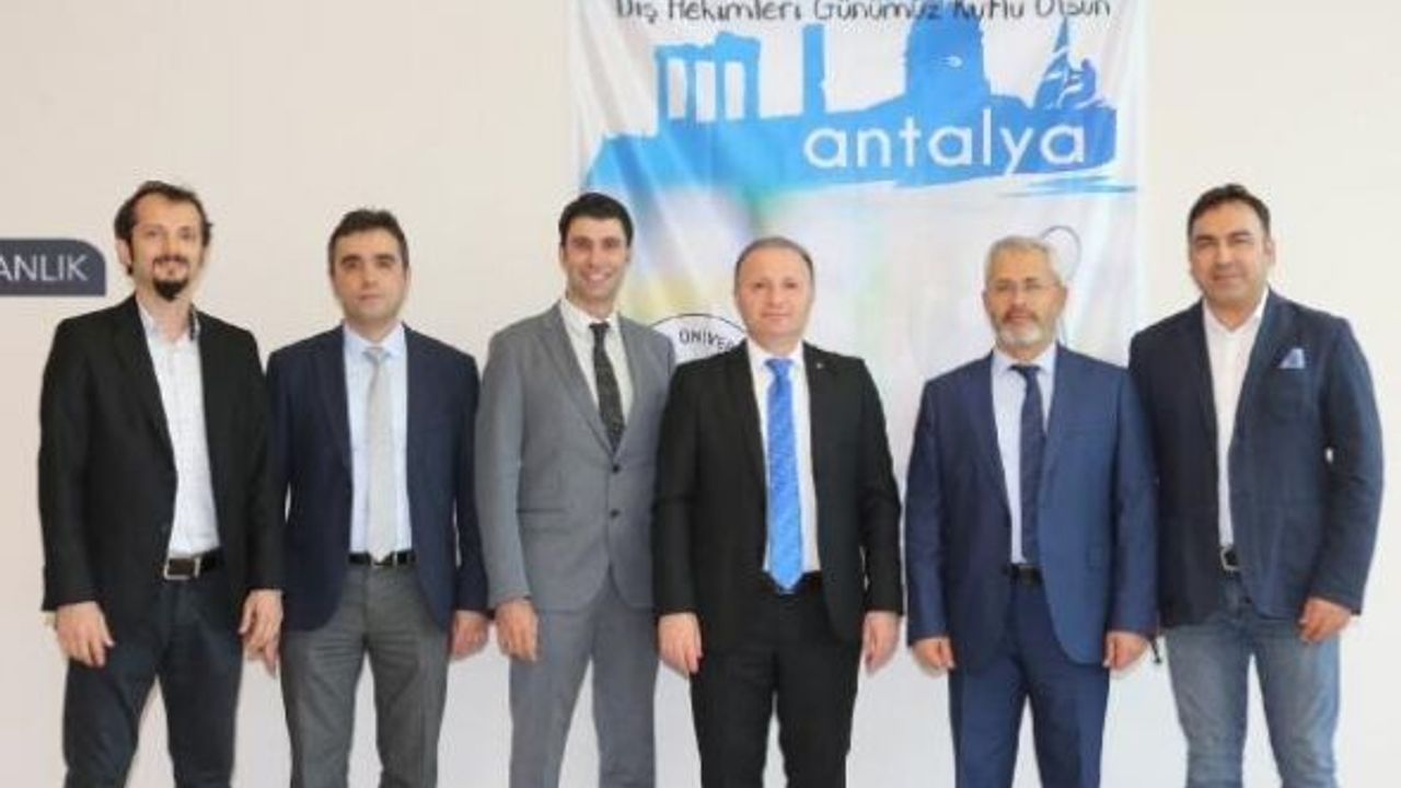 AÜ'de Dünya Diş Hekimleri Günü kutlandı