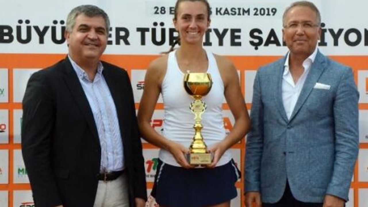 Büyükler Türkiye Şampiyonası'nda kadınların şampiyonu İpek Öz