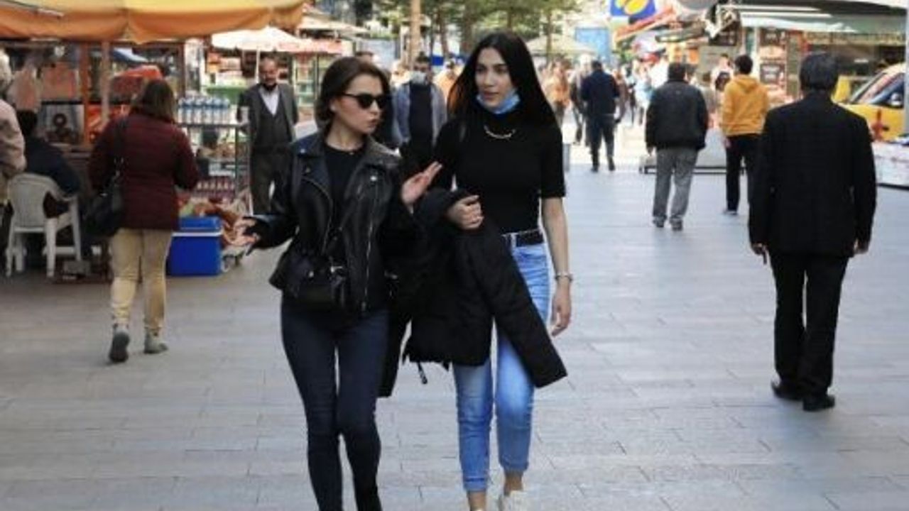 Antalya, turuncu kategoriden kırmızıya doğru ilerliyor