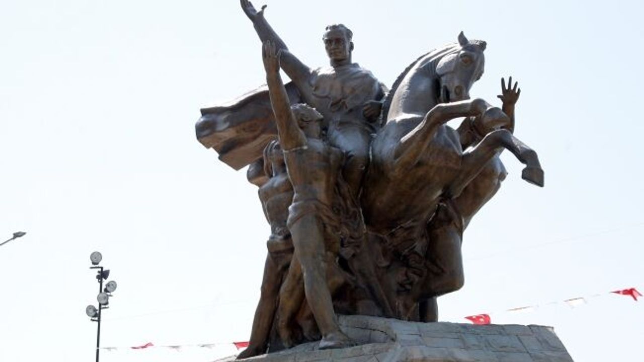 Ulusal Yükseliş Anıtı'nın bakımı yapıldı