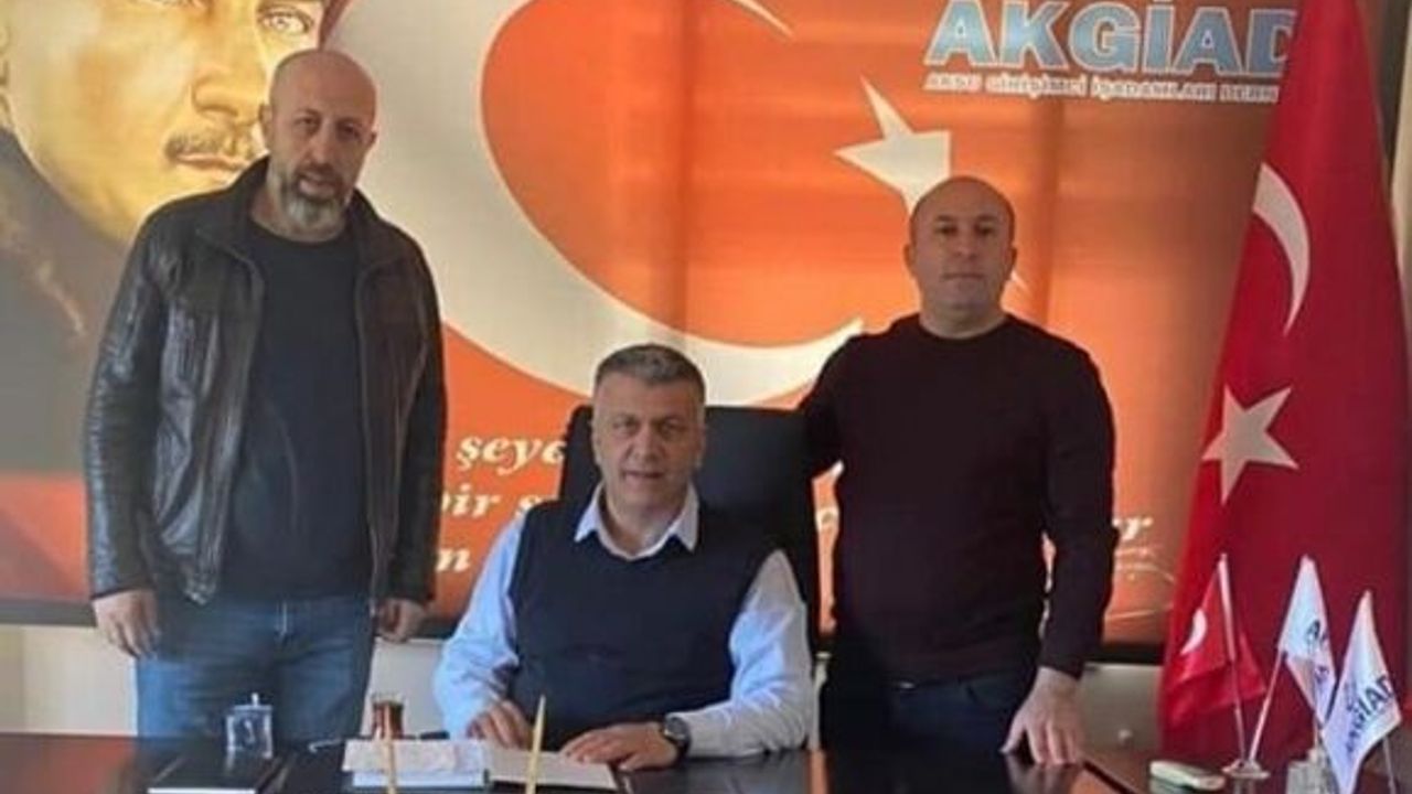 AKGİAD Kasasında ki bütün parayı depremzedelere bağışladı