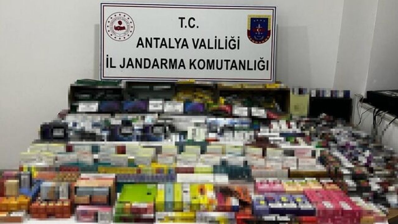 Manavgat’ta kaçak sigara ve tütün operasyonu: 2 gözaltı