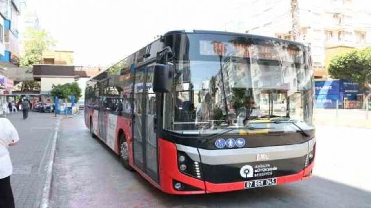 Antalya Büyükşehir Belediyesi Ulaşım Daire Başkanlığında görev değişimi