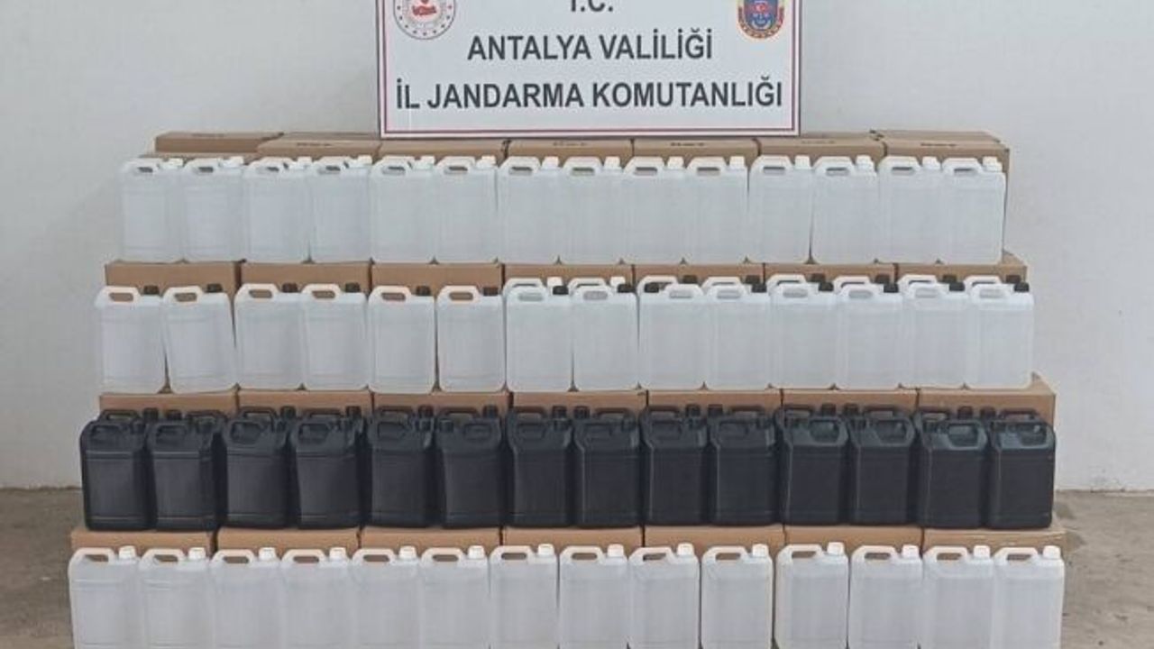 Gazipaşa'da 3 bin litre kaçak etil alkol ele geçirildi