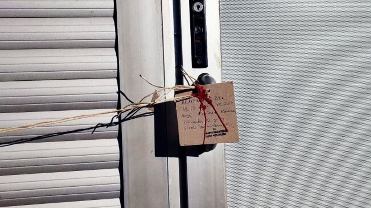 Tarihi geçmiş ürün satan 3 zincir market mühürlendi