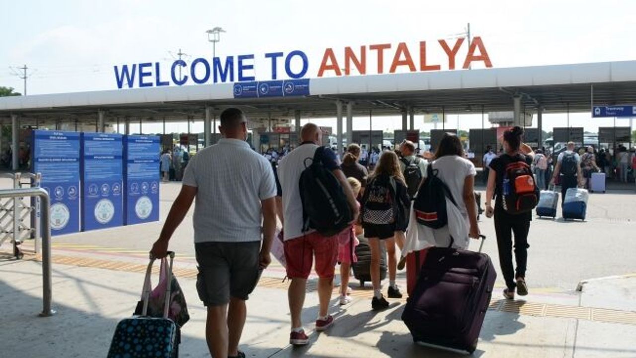 9 günlük bayram tatili, Antalya'daki otelleri hareketlendirdi