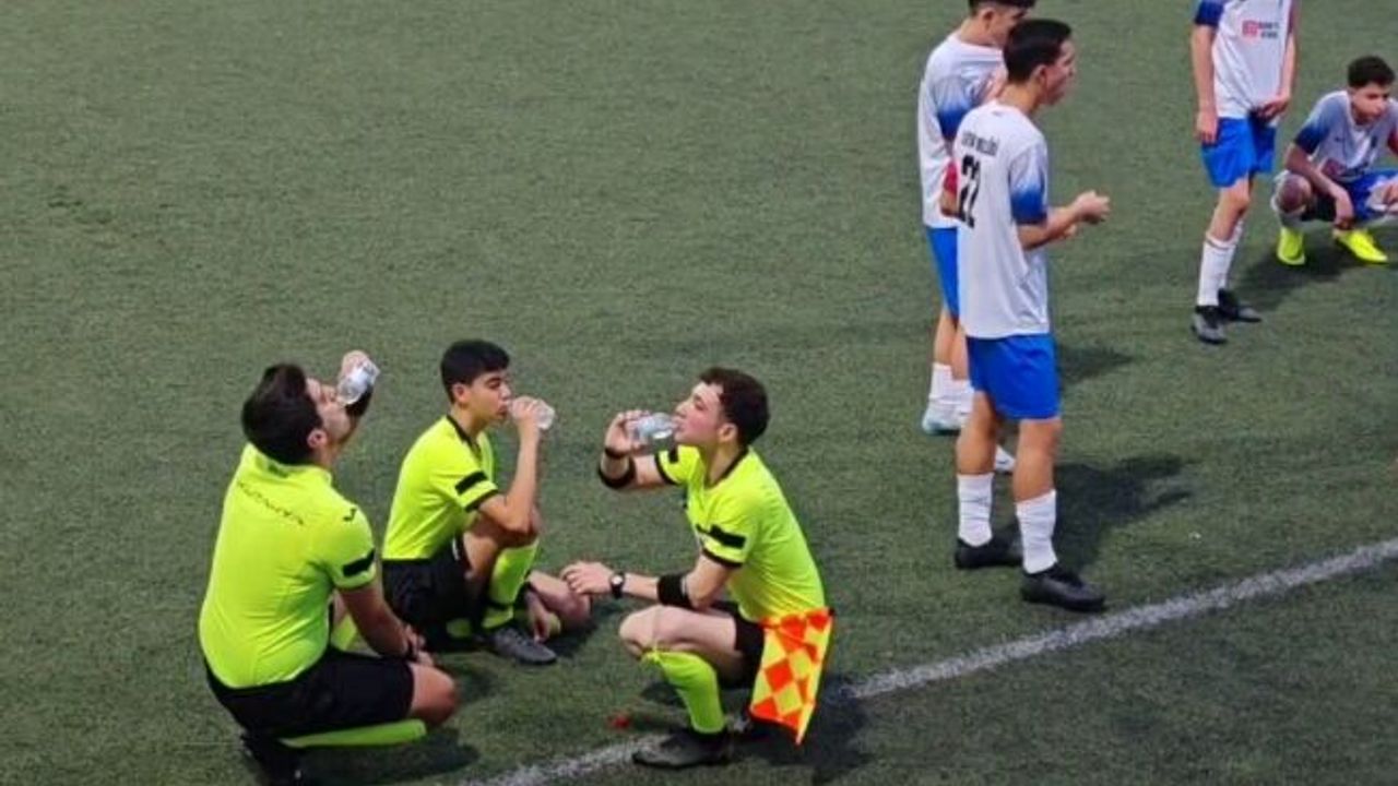 Hakem bu sefer 'oruç' için düdüğü çaldı