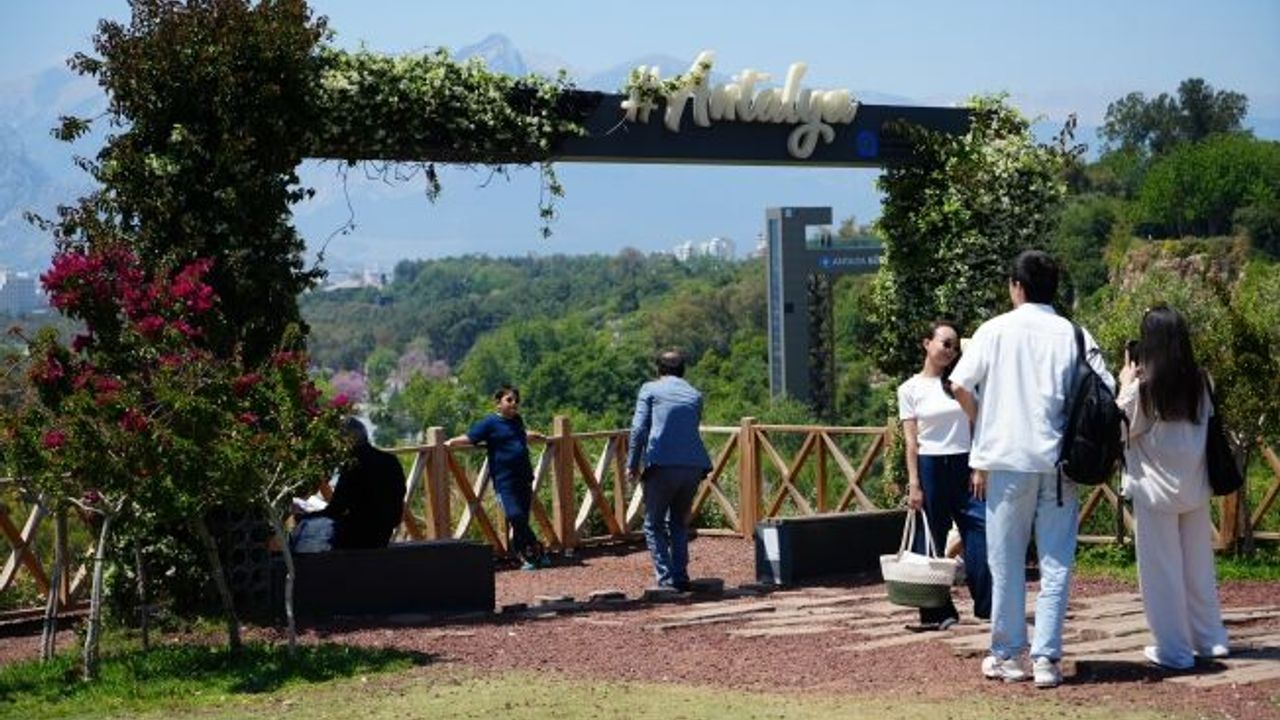 Turizmci'nin bayram planı 'bekle gör' taktiği