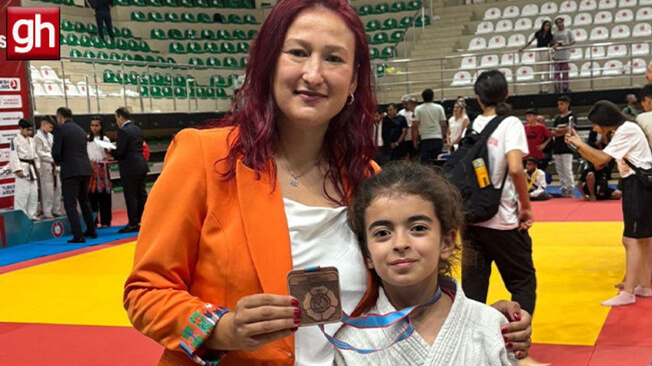 Aksu’da gururlandıran başarı: Lale Nuray Türkiye üçüncüsü oldu