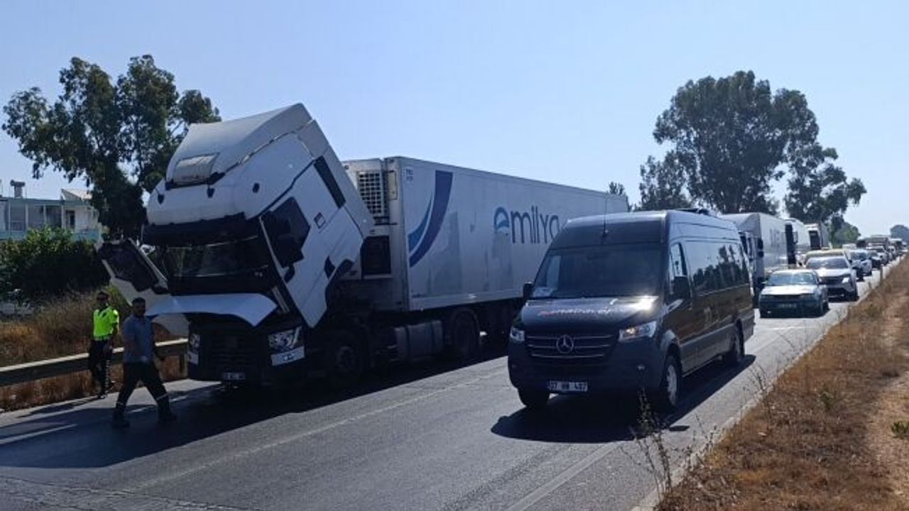 Arıza yapan tır D-400 Karayolu’nda trafiği kilitledi
