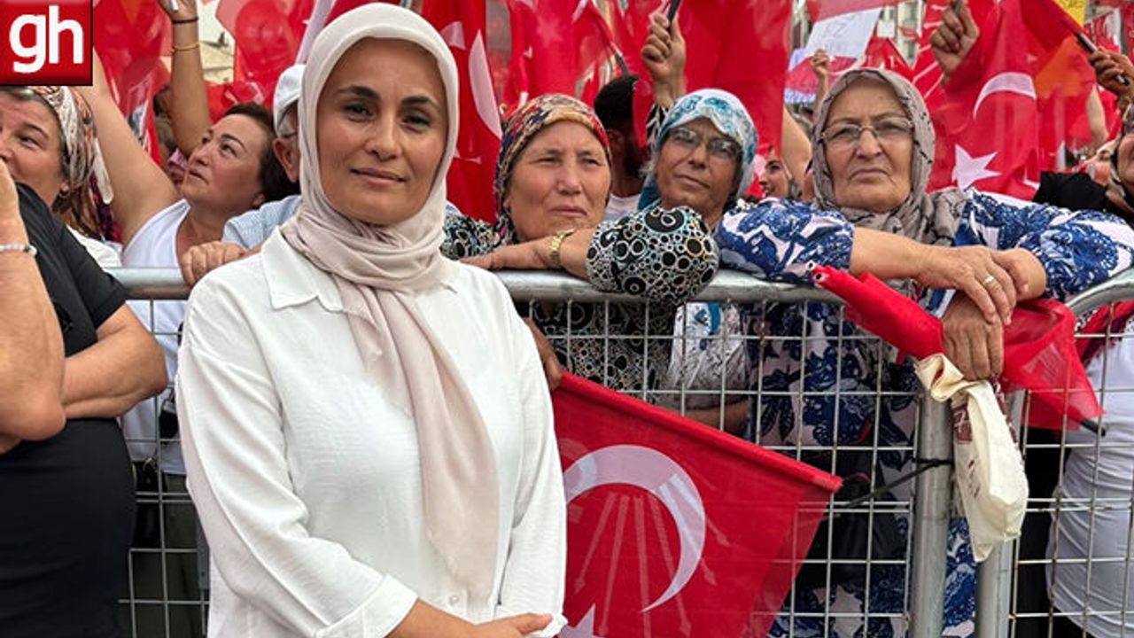 CHP Aksu Kadın Kolları Başkanı Menzil Çakmak görevinden  istifa etti!