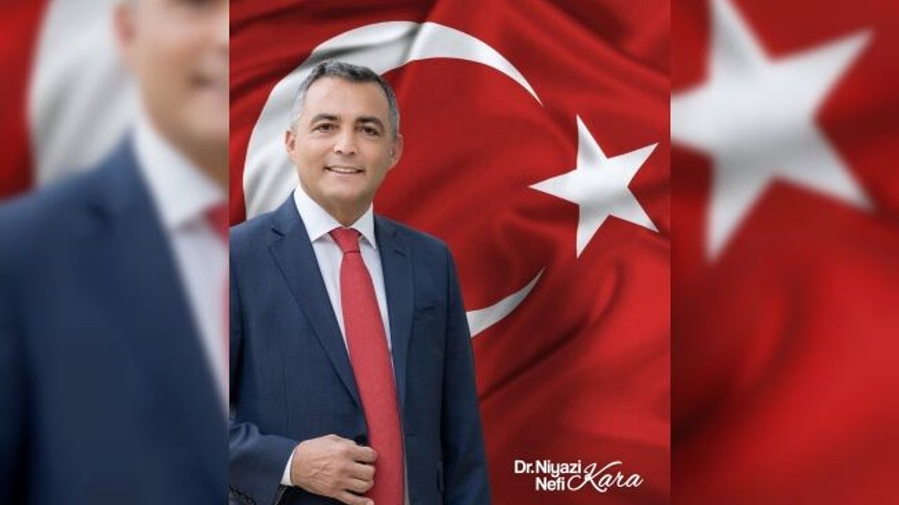  Niyazi Nefi Kara, CHP'den istifa etti