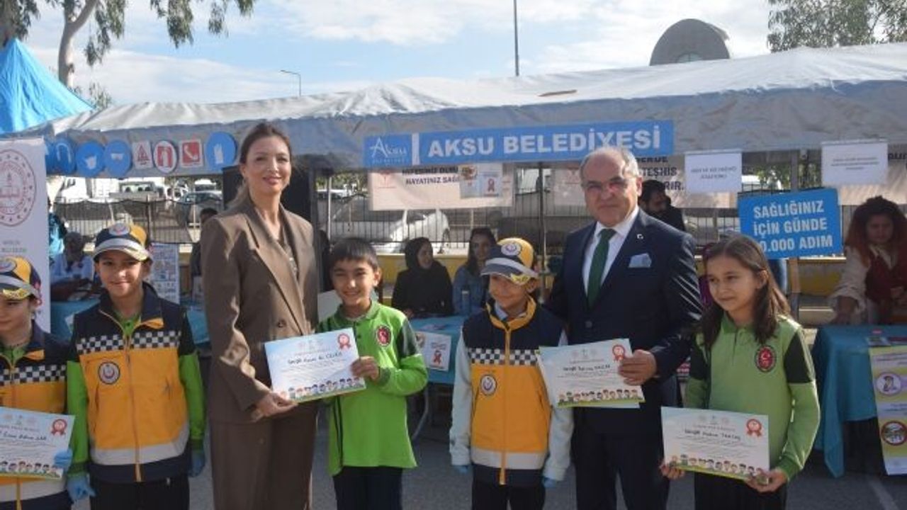 Aksu'da "Sağlıklı Çocuk, Sağlıklı Gelecek" programı ilgi gördü