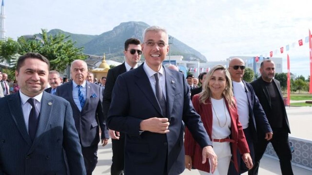 Sağlık Bakanı Memişoğlu: "Sağlıkta son 25 yılda Cumhurbaşkanımızın liderliğinde çok şey yaptık, çok şey ürettik''