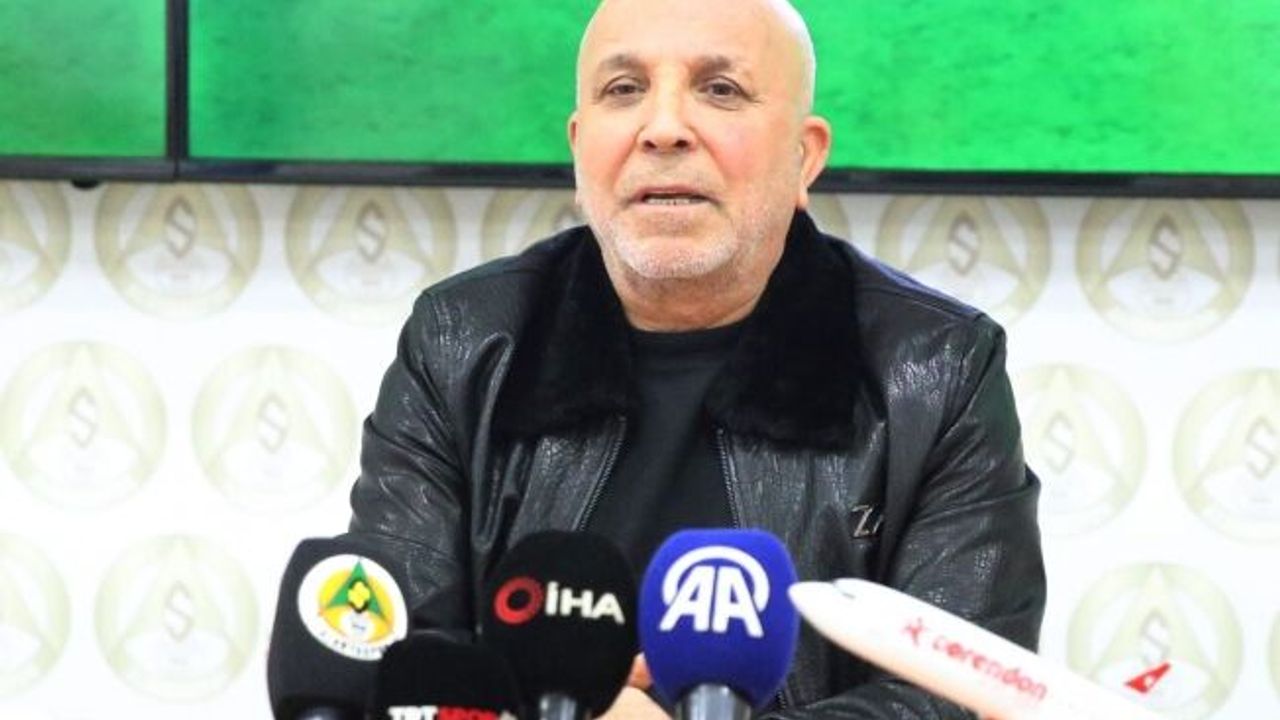 Hasan Çavuşoğlu: "Şimdiye kadar hocamızın oyuncu talebi olmadı"