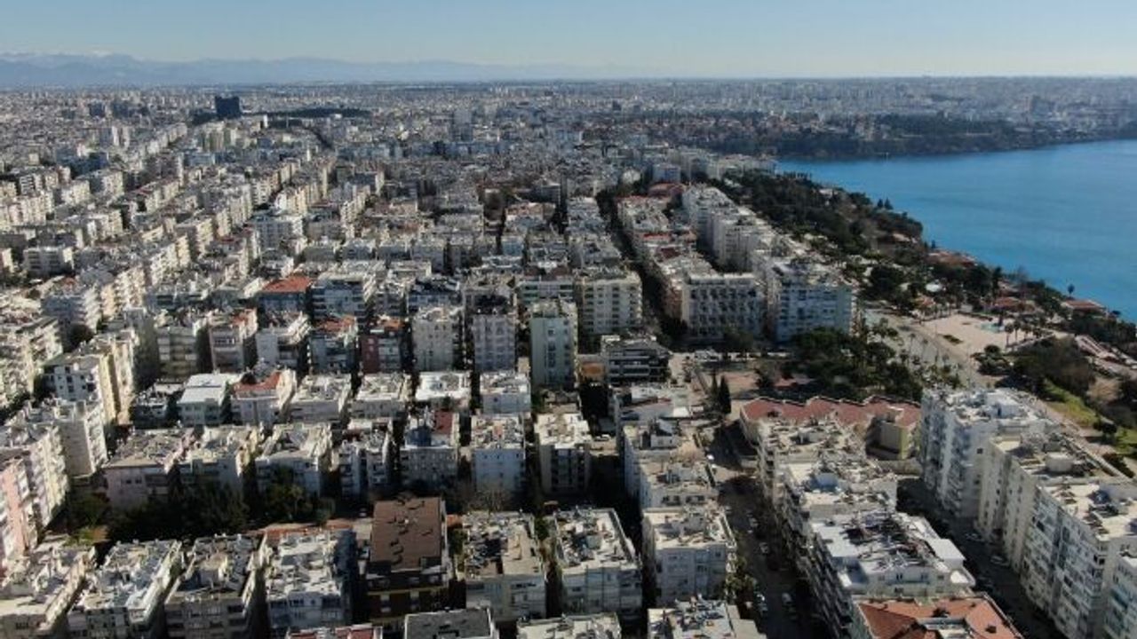 Antalya'da ocak ayında 5 bin 615 konut satıldı