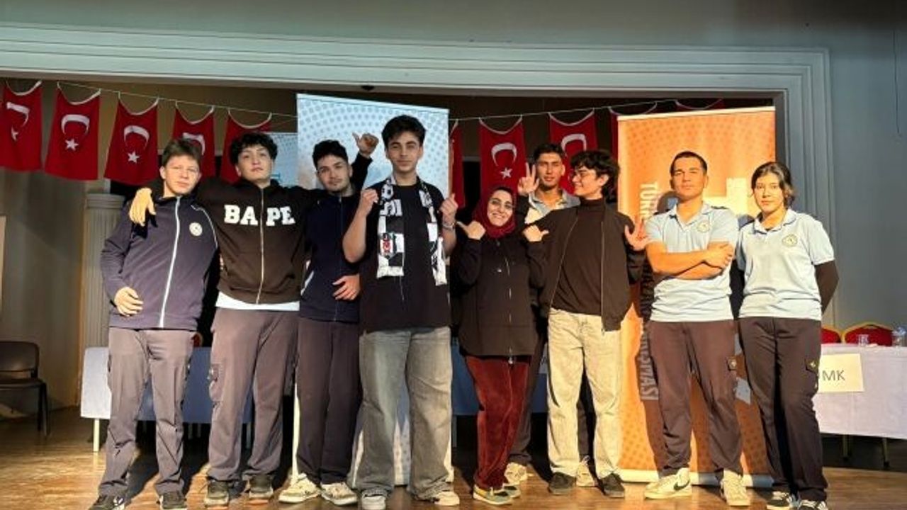 TÜGVA Türkiye Münazara Yarışması Akdeniz Bölge Finali Aksu’da Gerçekleştirildi