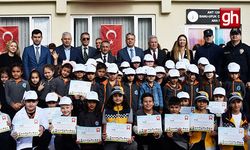  Aksu’da öğrenciler ‘Sağlık Elçisi’ belgelerini aldı