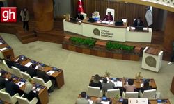 Antalya Büyükşehir Meclisi’nde tansiyon yükseldi!