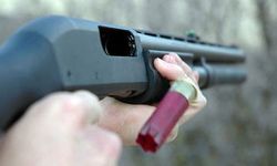 İş adamı kendi verdiği tüfekle vuruldu!