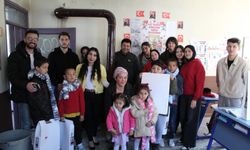 Üniversite öğrencileri köy okulunu yeniledi