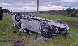 Aksu'da otomobiller kafa kafaya çarpıştı!