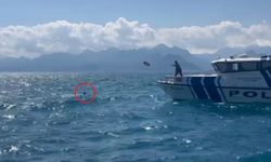 Antalya'da denize açıldığı kano devrildi!