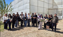 Alanya'da üniversiteli öğrencilerden tropikal bahçelere teknik gezi