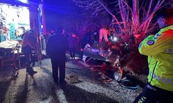 Antalya'da trafik kazası: 2 kişi hayatını kaybetti