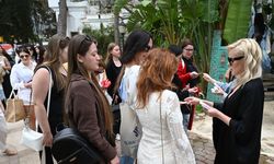 Ukrayna’dan gelen 100 seyahat acentesi yetkilisi Kemer turizmi hakkında bilgi aldı