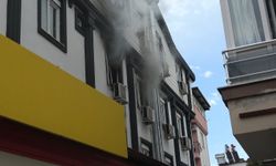 Antalya'da apartman dairesindeki yangın korkuttu