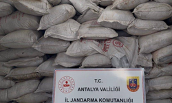 Antalya’da dev operasyon: Milyonluk sahte kozmetik ele geçirildi!