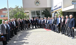 Başkan Dere seçim ziyaretlerine batı ilçelerden başladı