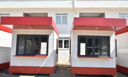 Kepez’e kırmızı-beyaz modern ekmek büfeleri