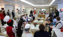 Başkan Vekili Büşra Özdemir dünya çocuklarını ağırladı