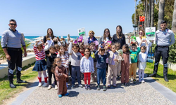 Manavgatlı minikler can dostları için sahada