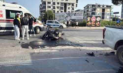 Kamyonetle çarpışan motosikletli ağır yaralandı