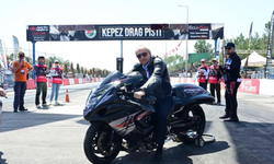 Kepez Belediye Başkanı Kocagöz, hız tutkunlarının heyecanına ortak oldu