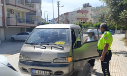 Aracın camına 'Basın' yazdı, evrakta sahtecilikten işlem yapıldı!