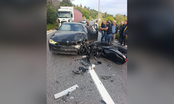 Otomobil ile motosiklet çarpıştı!