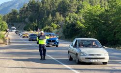 Isparta-Antalya kara yolunda jandarmadan kesintisiz denetim