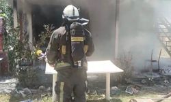 Tarladaki evde çıkan yangın itfaiye ekiplerince söndürüldü