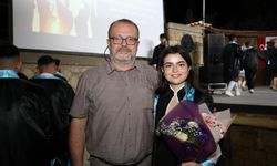 Babasından ilham aldı, 59 erkek öğrenci arasından tek kız öğrenci olarak mezun oldu