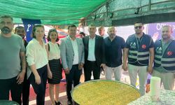 Anahtar Parti Aksu İlçe Teşkilatı'ndan Aşure İkramı