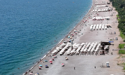 Antalya'da termometreler 38 dereceyi gösterdi, sahiller doldu