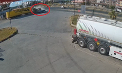 Kamyonet ile otomobilin çarpışma anı kamerada!