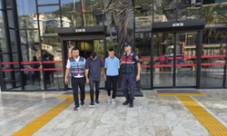 Ayakkabı mağazası hırsızları adaletten kaçamadı!